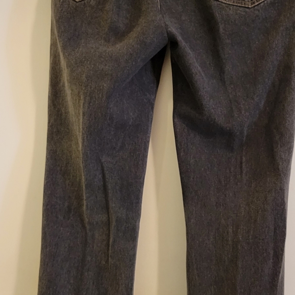 Jeans - Picture 3 of 5